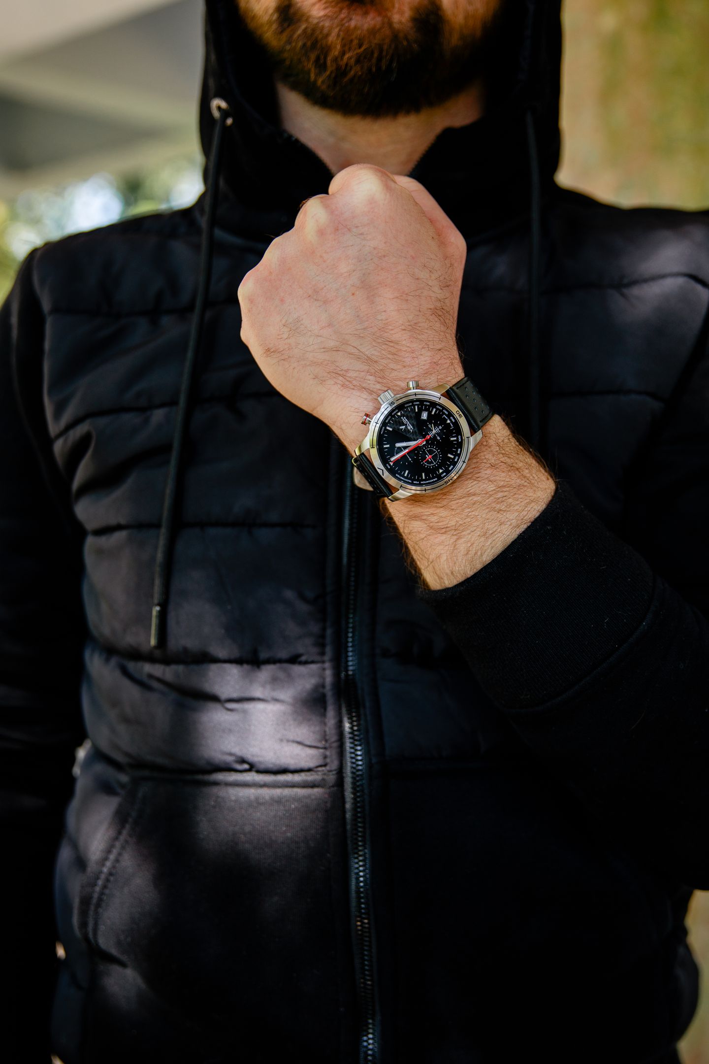montre sur mesure personnalisable acier