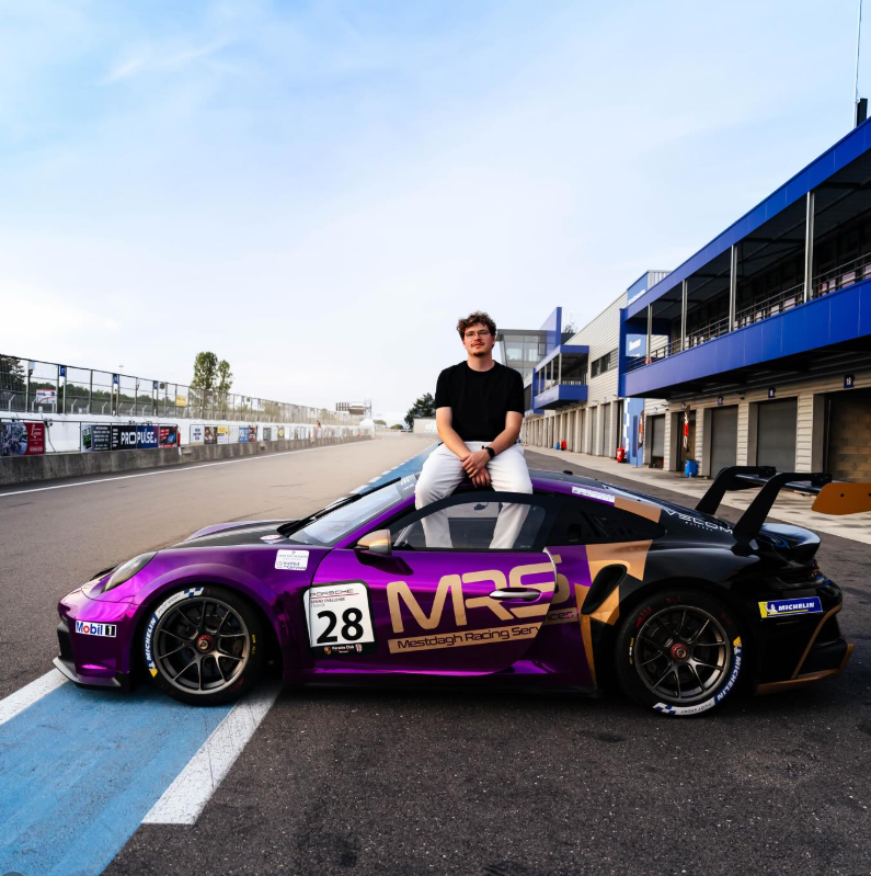 montre-velom-x-porsche-sprint-challenge